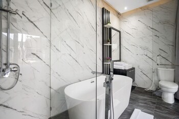 puri keraton seminyak