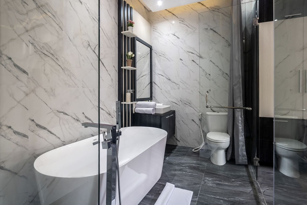 puri keraton seminyak