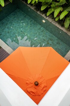 puri keraton seminyak