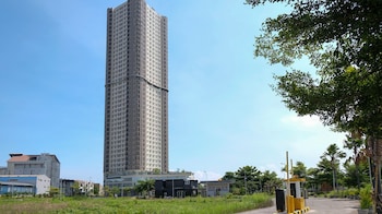 best choice and nice studio apartment at grand dharmahusada lagoon
