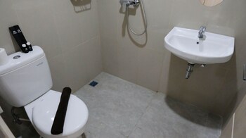 best choice and nice studio apartment at grand dharmahusada lagoon