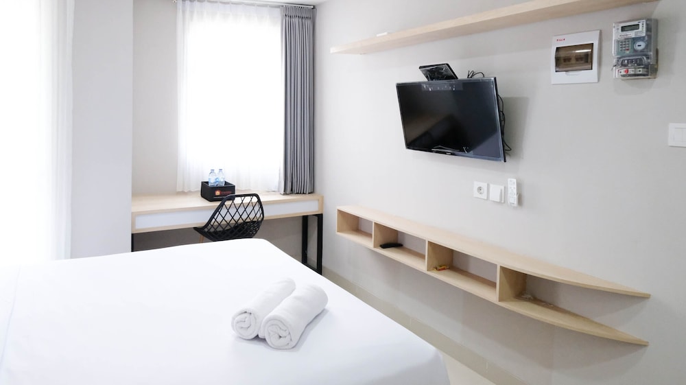 best choice and nice studio apartment at grand dharmahusada lagoon