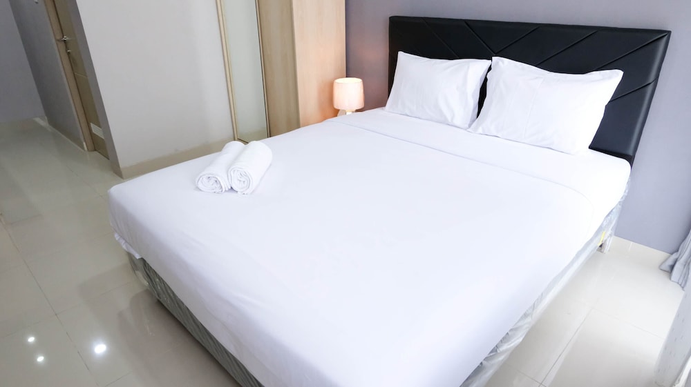 best choice and nice studio apartment at grand dharmahusada lagoon