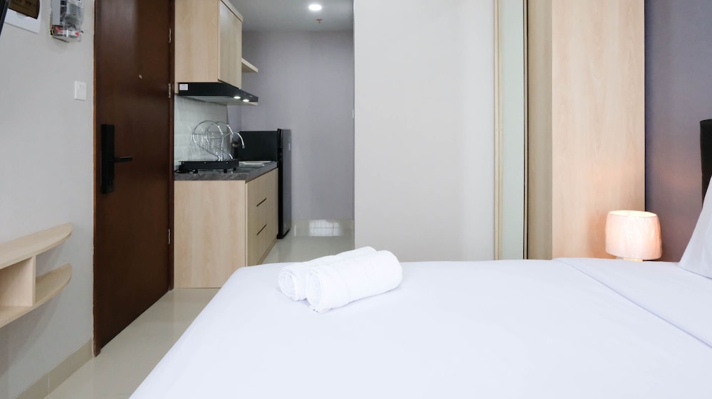 best choice and nice studio apartment at grand dharmahusada lagoon