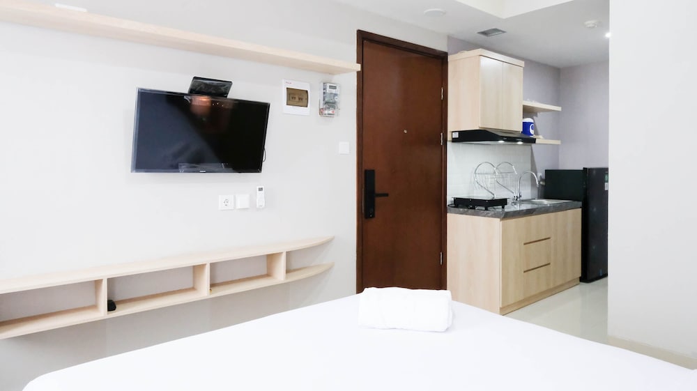 best choice and nice studio apartment at grand dharmahusada lagoon
