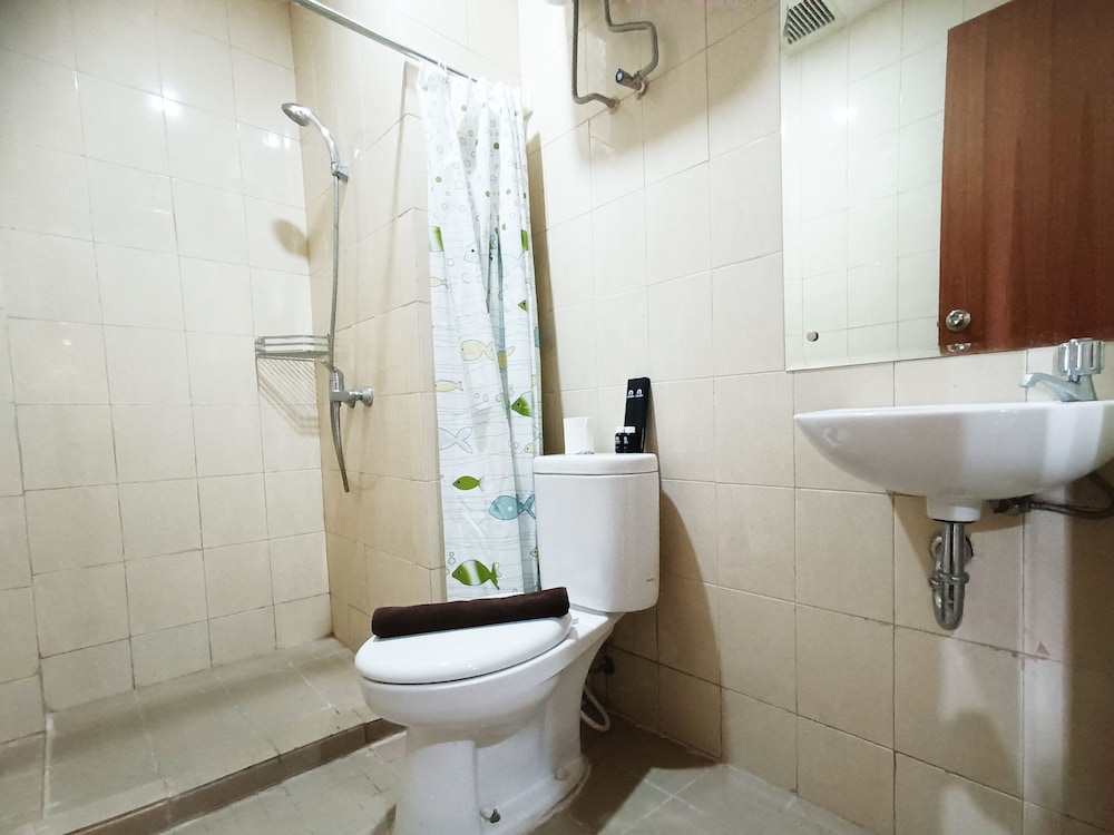 comfort 2br at 28th floor vida view makassar apartment