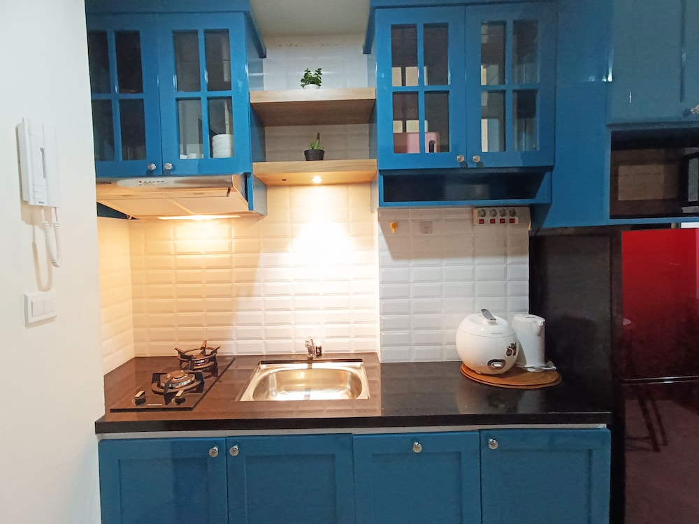 comfort 2br at 28th floor vida view makassar apartment