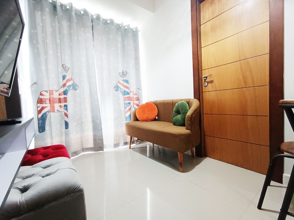 comfort 2br at 28th floor vida view makassar apartment