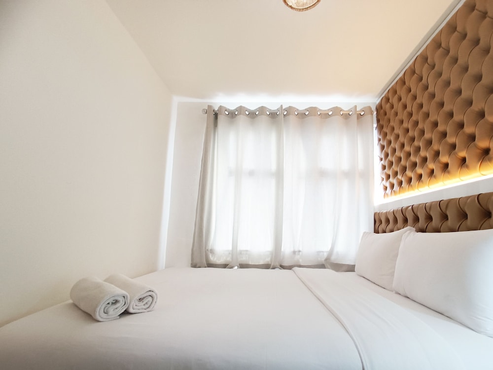 comfort 2br at 28th floor vida view makassar apartment