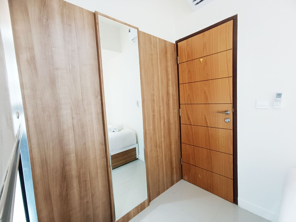 comfort 2br at 28th floor vida view makassar apartment