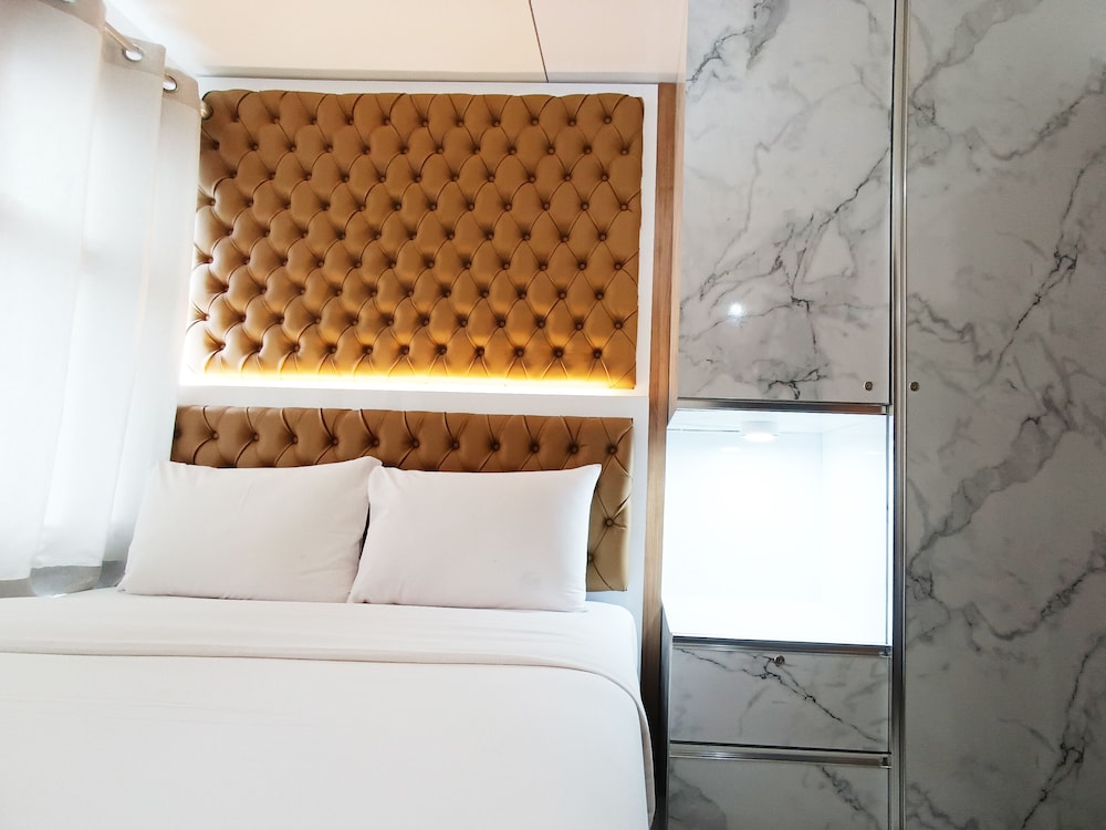 comfort 2br at 28th floor vida view makassar apartment