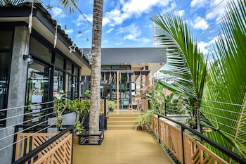 dee homestay