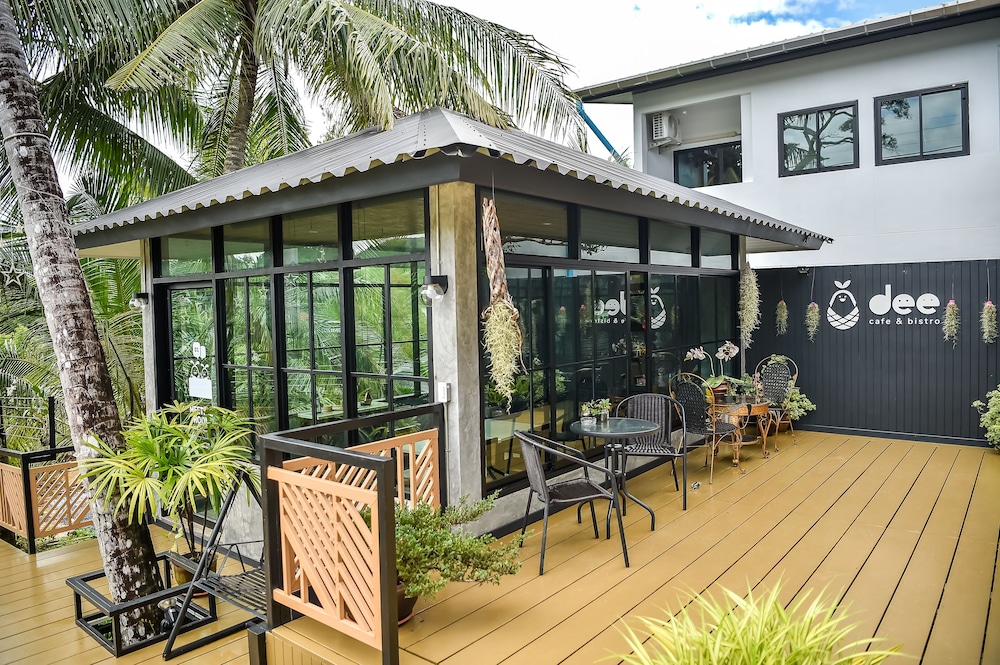 dee homestay