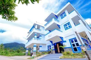 boulder bay residences