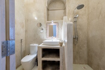 sharazad wonders boutique