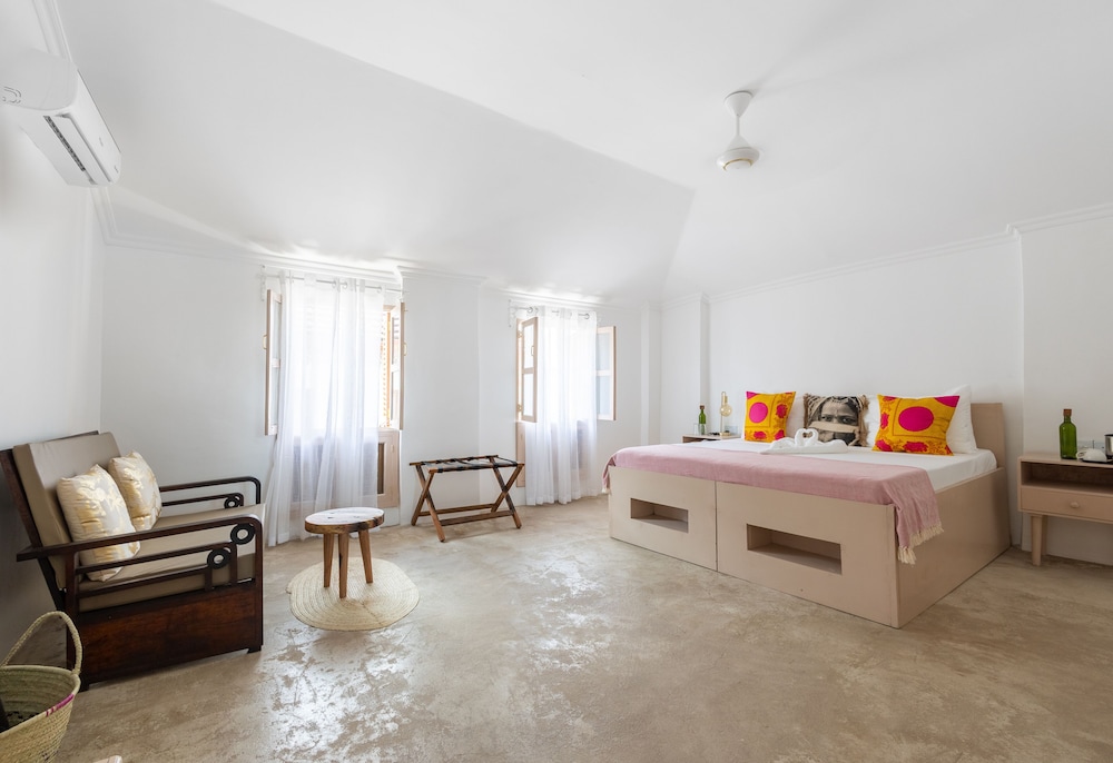 sharazad wonders boutique