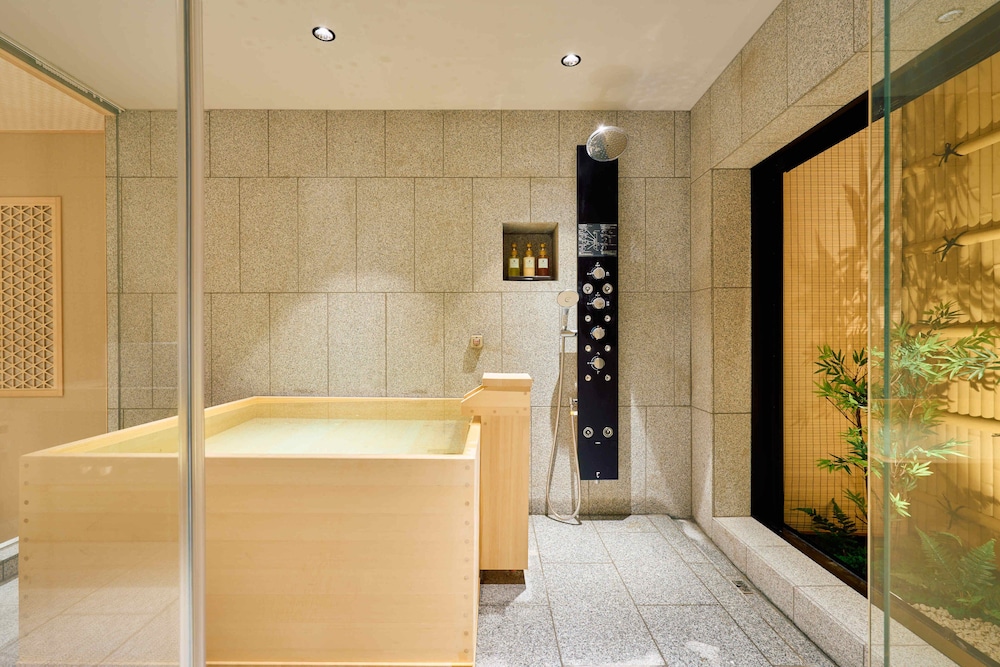 konjaku so tempozan osaka bay