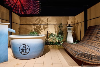 konjaku so tempozan osaka bay