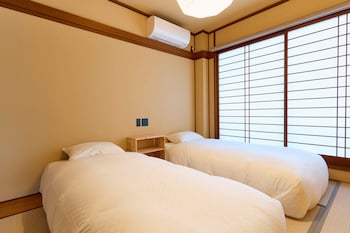 konjaku so tempozan osaka bay