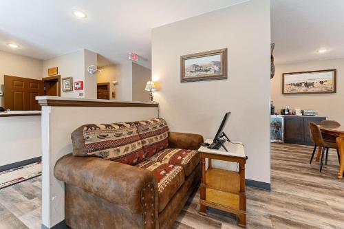 wagon wheel hotel