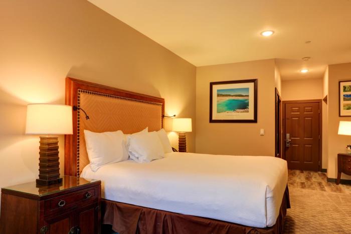 wagon wheel hotel
