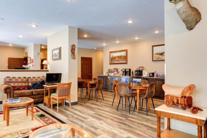 wagon wheel hotel