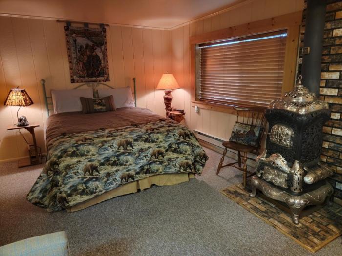 wagon wheel hotel