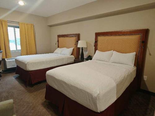 wagon wheel hotel