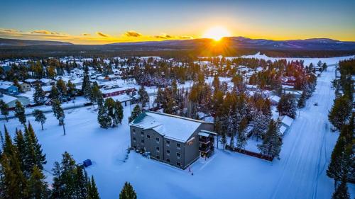 wagon wheel hotel
