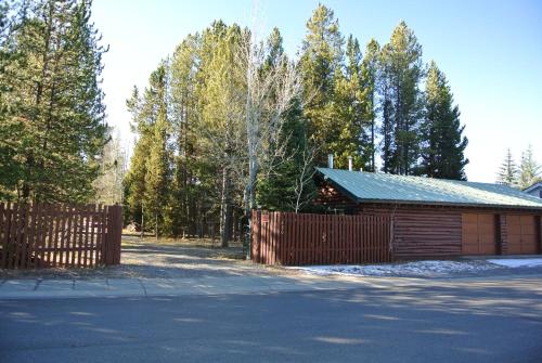 wagon wheel hotel
