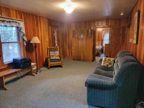 wagon wheel hotel