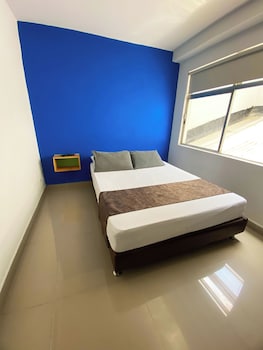 hotel bulerias 33