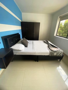 hotel bulerias 33