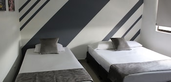 hotel bulerias 33