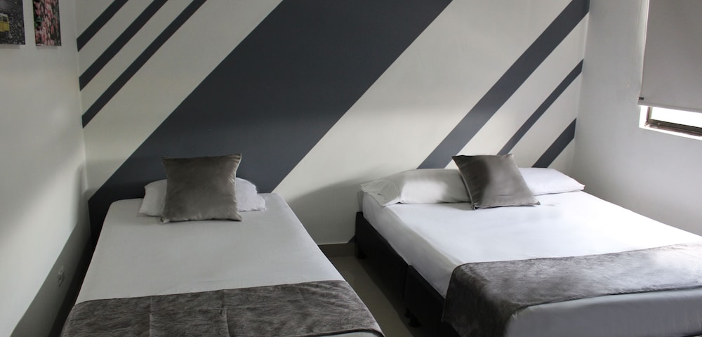 hotel bulerias 33