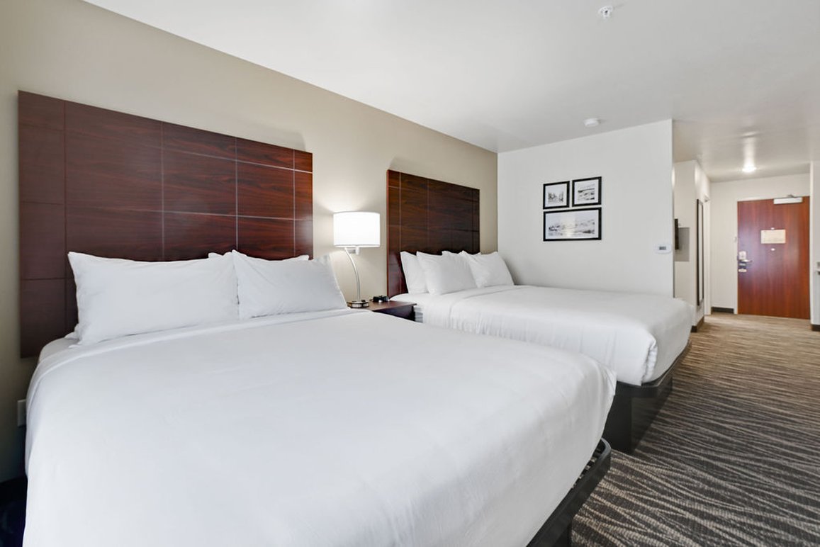 cobblestone hotel and suites mosinee