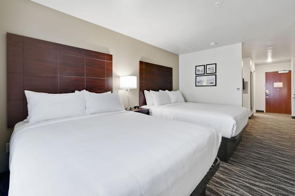cobblestone hotel and suites mosinee