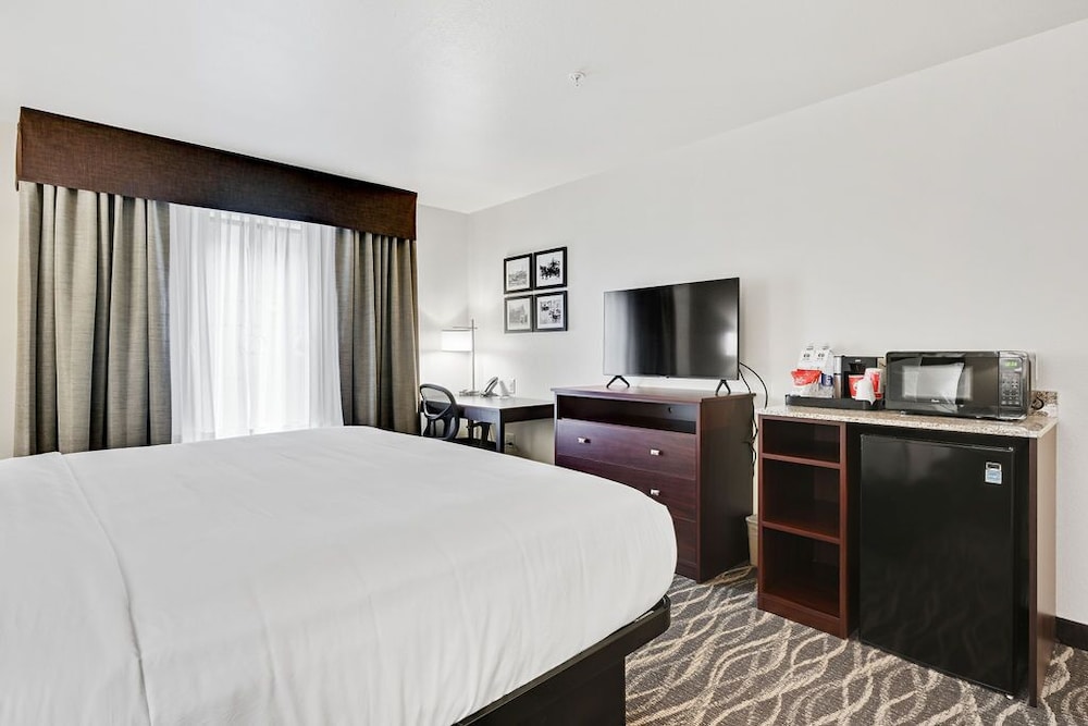 cobblestone hotel and suites mosinee