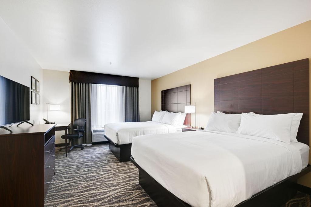cobblestone hotel and suites mosinee