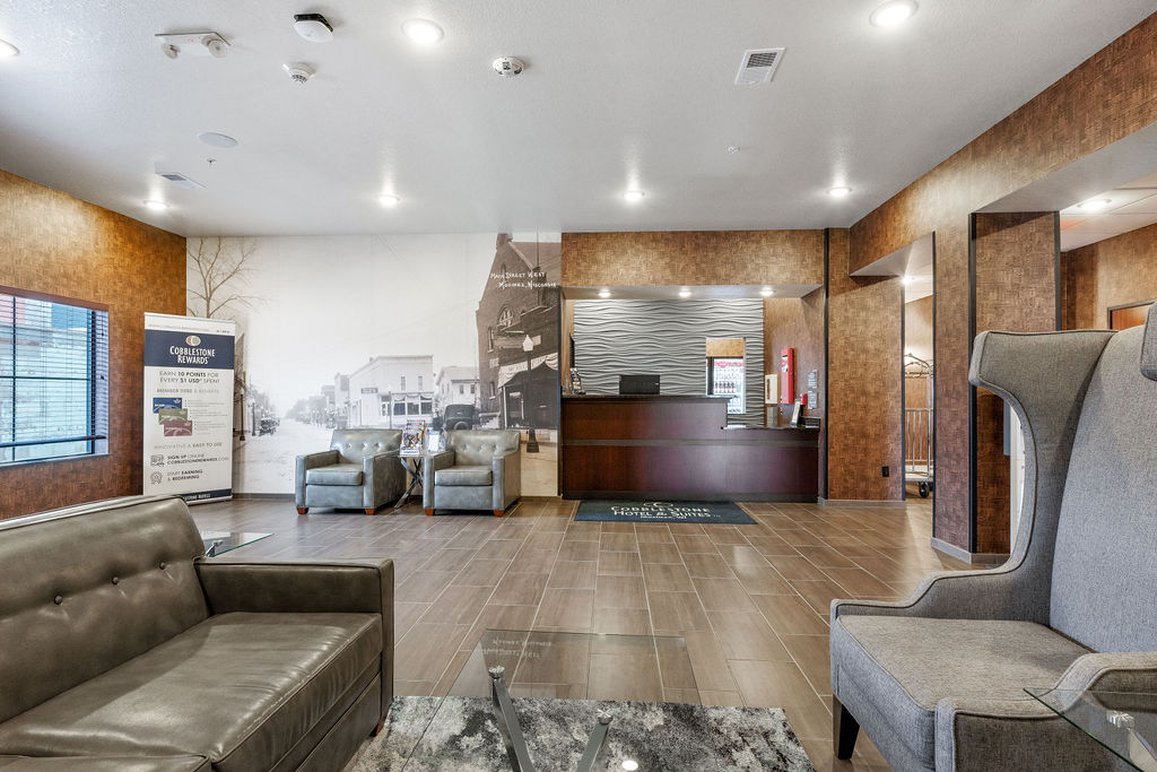 cobblestone hotel and suites mosinee
