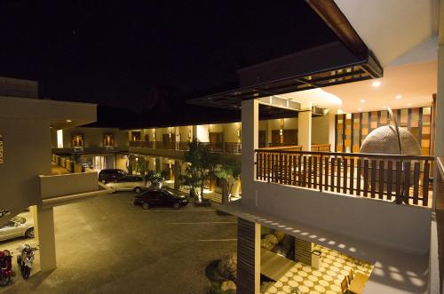 hotel syailendra