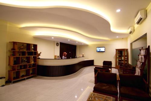 hotel syailendra