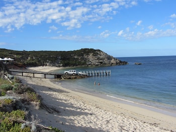 margaret river beach apartments