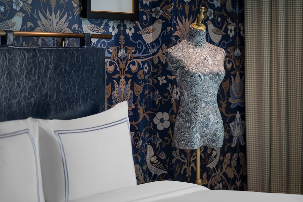 the dorian autograph collection