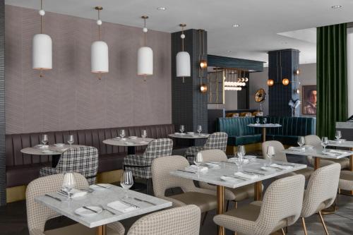 the dorian autograph collection