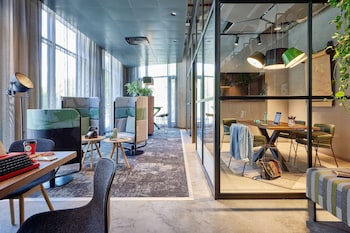 moxy cologne muelheim