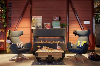 moxy cologne muelheim