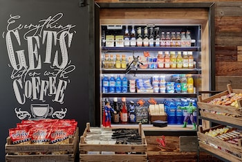 moxy cologne muelheim