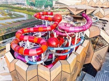 studio city epic tower