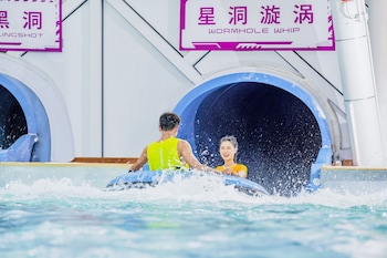 studio city epic tower